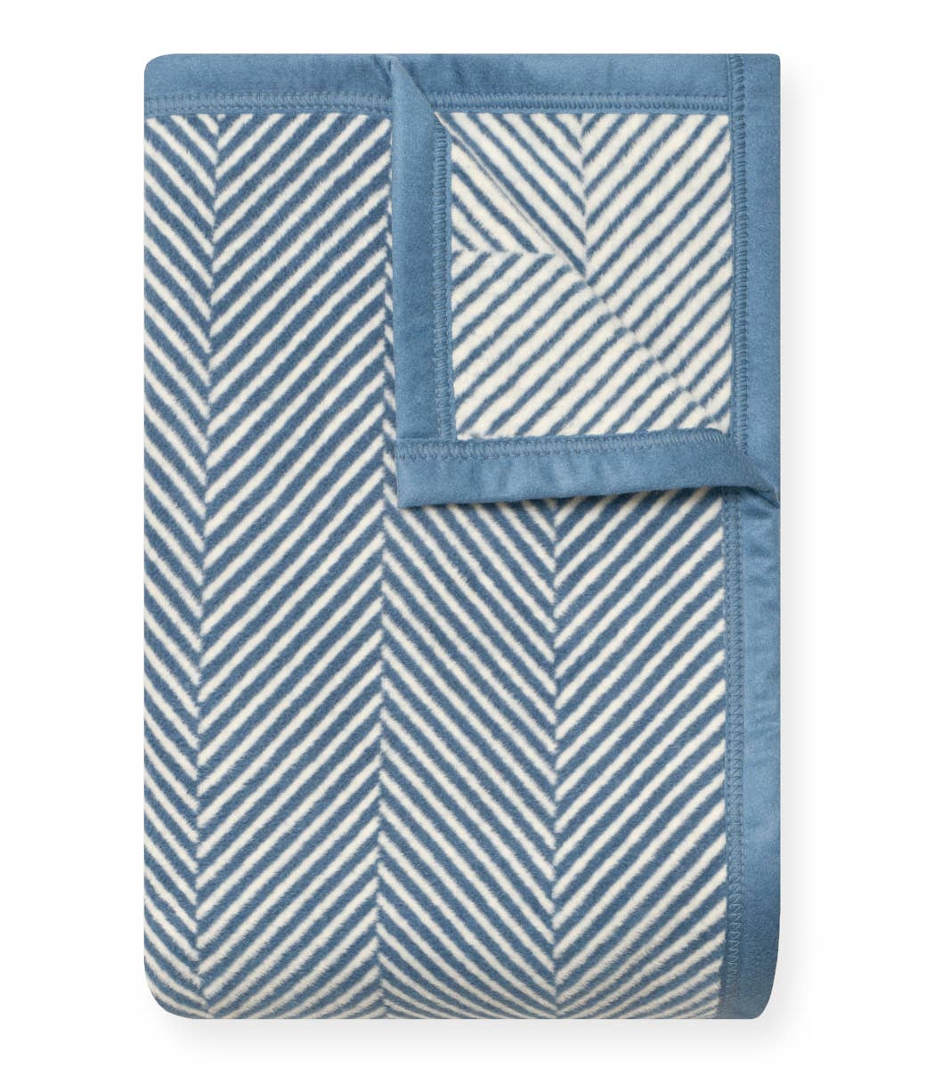 Harborview Herringbone Cornflower Blanket - Midi
