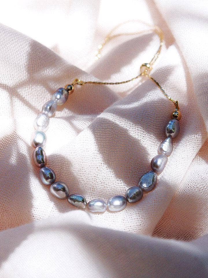 Gray Pearl Bracelet with Adjustable Gold Chain