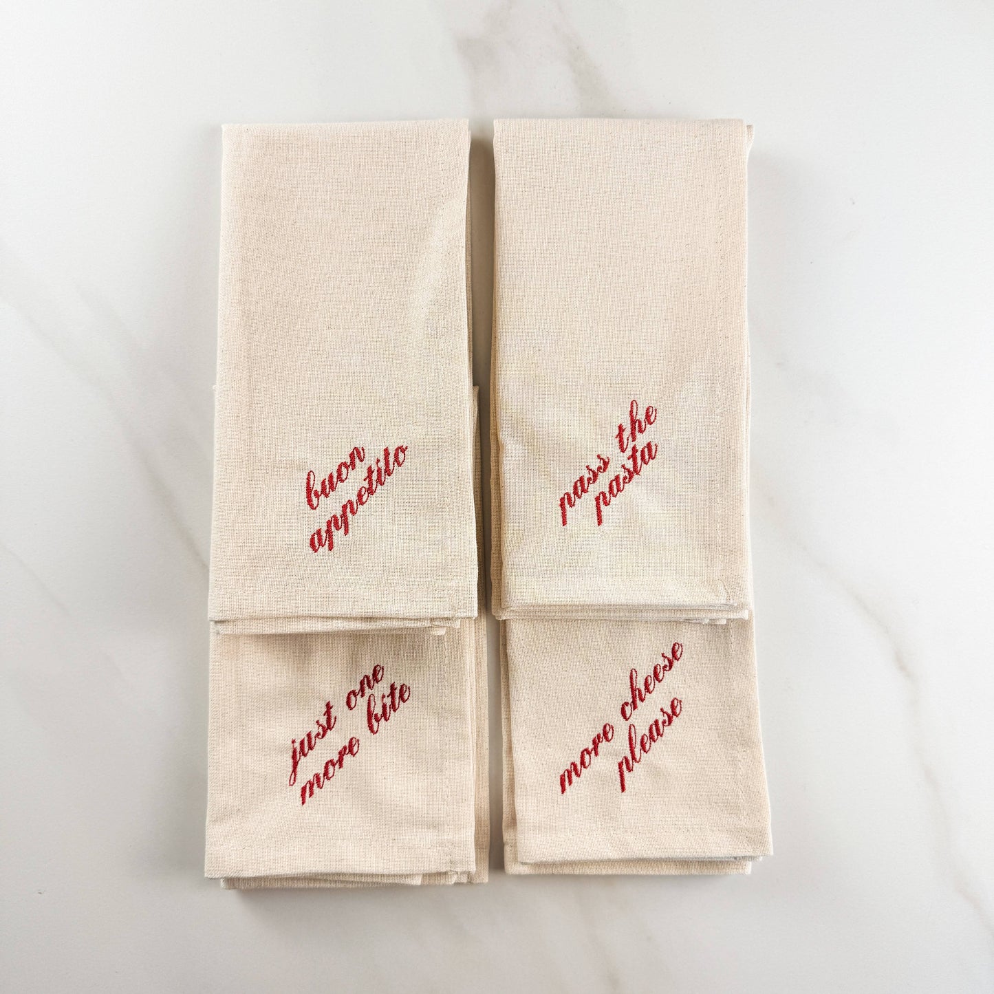 Italian Sayings Embroidered Dinner Napkin Set: White