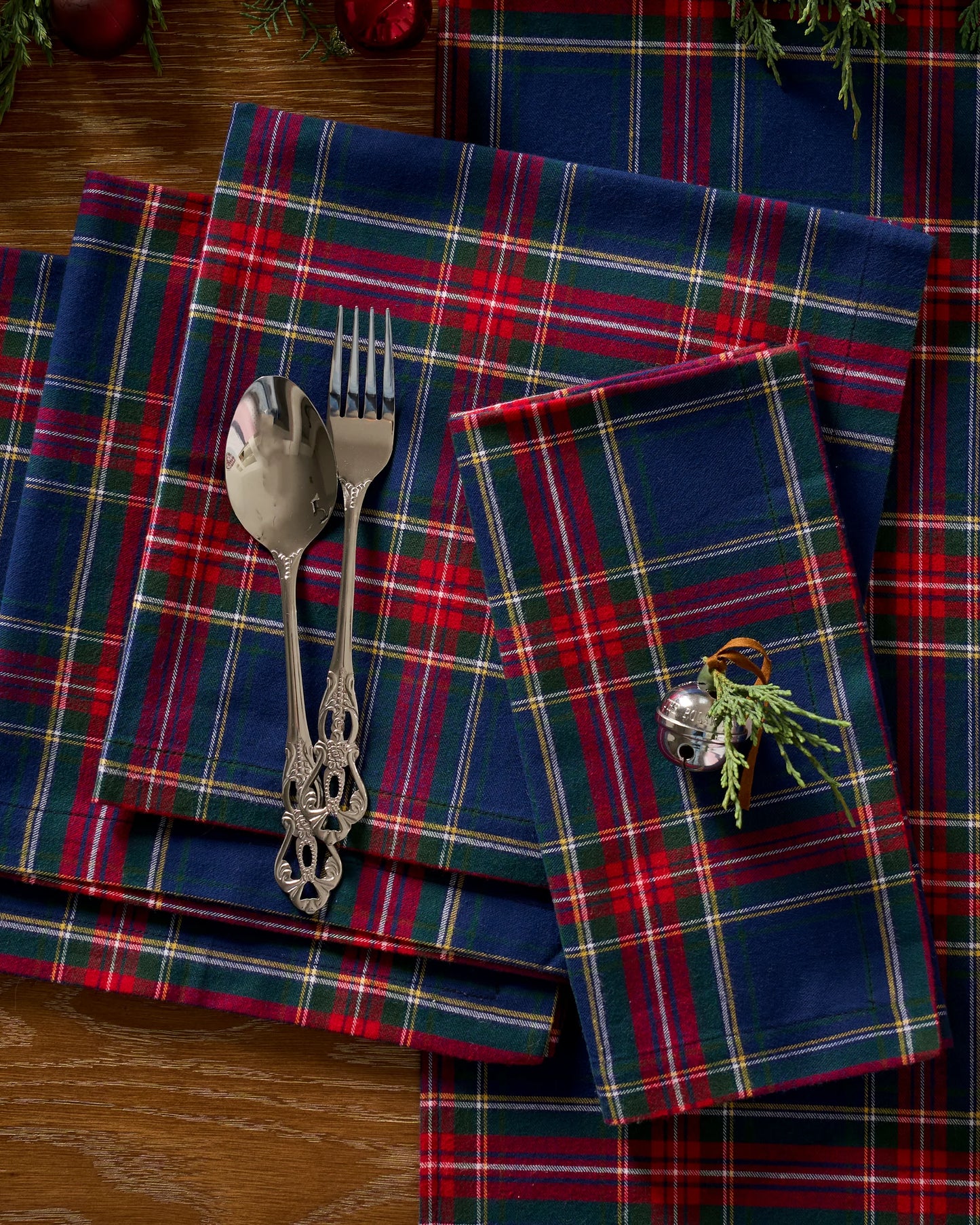 Signature Twill Napkins in Windsor Tartan (Set of 4) - Petite Plume